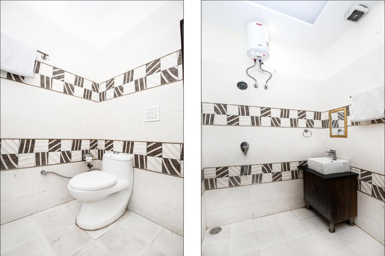 Hotel Jb Residency !! Luxurious & Royal Balcony Rooms !! Large Rooms Zirakpur Exteriör bild
